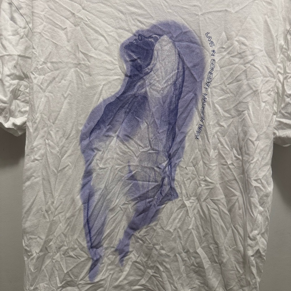 Men's White and Purple Graphic Tee